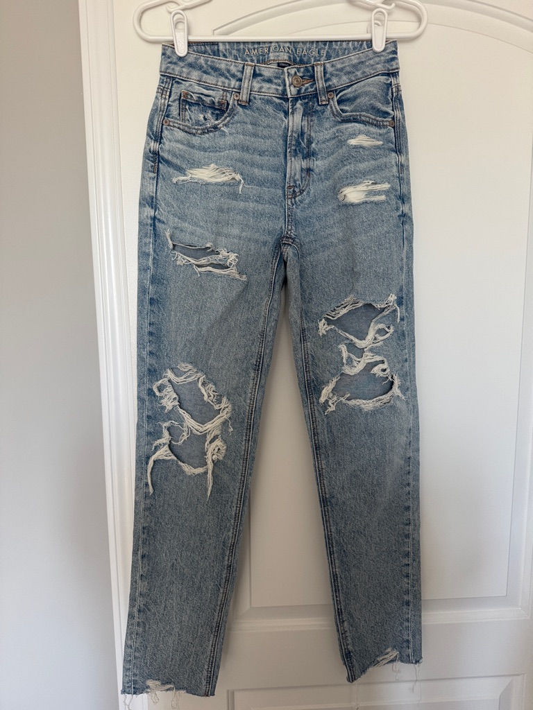 American Eagle Outfitters Light Blue Strigid Jeans
